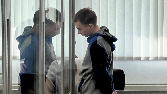 Kyjev zmiernil trest ruskému vojakovi Šišimarinovi odsúdenému za zabitie civila