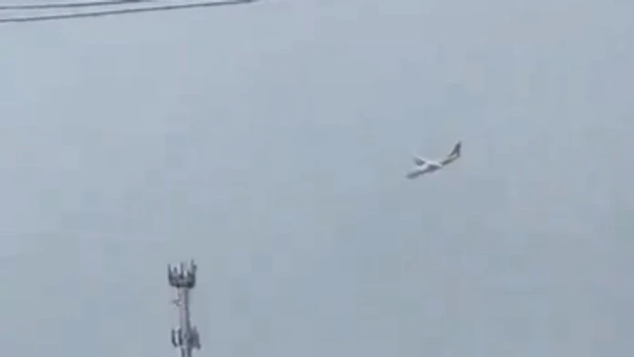VIDEO: V Brazílii havarovalo dopravné lietadlo s desiatkami ľudí na palube. Stroj po náraze explodoval
