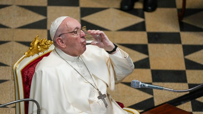 Papež František v Budapešti.