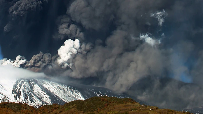 Sopka Etna, titulka.jpg