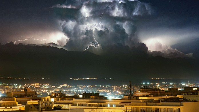 Sardinia, blesky.
