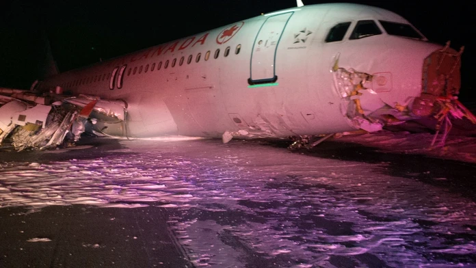 Canada-Plane_Leaves_Runway647546237218.jpg