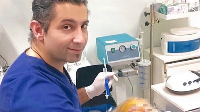 Plastický chirurg sa fotil pri vylepšovaní Sloveniek