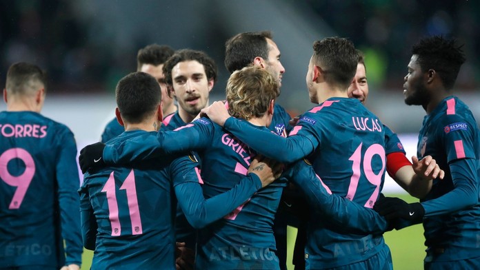 Hráči Atlética Madrid sa tešia z gólu v odvete osemfinále EL na pôde Lokomotivu Moskva.