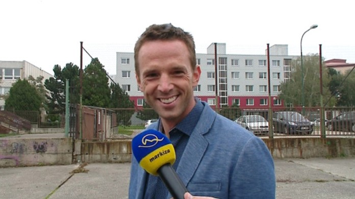 Obranca Richard Lintner.