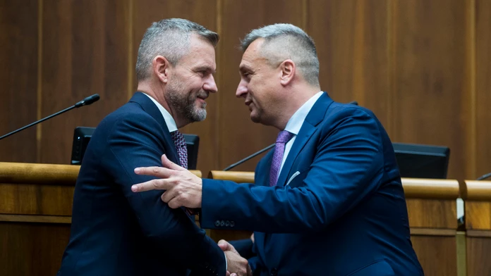 Predseda Hlasu-SD Peter Pellegrini a šéf SNS Andrej Danko.