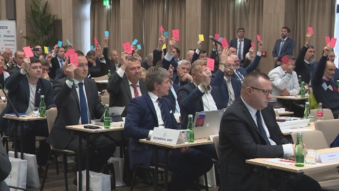 Piatkové 55. valné zhromaždenie schválilo návrh Stanov vrátane zmeny názvu na Slovenský olympijský a športový výbor.