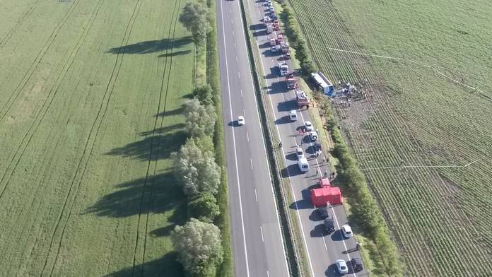 Nehoda autobusu pri Piešťanoch