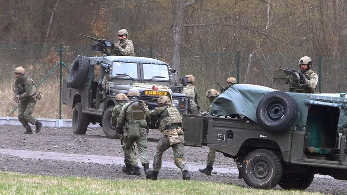 Bude rozšírenie NATO hrozbou alebo výhodou? Putin nebude riskovať ďalší útok, myslí si analytik