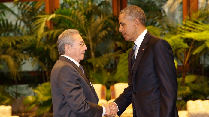 Barack Obama sa stretol s Raúlom Castrom