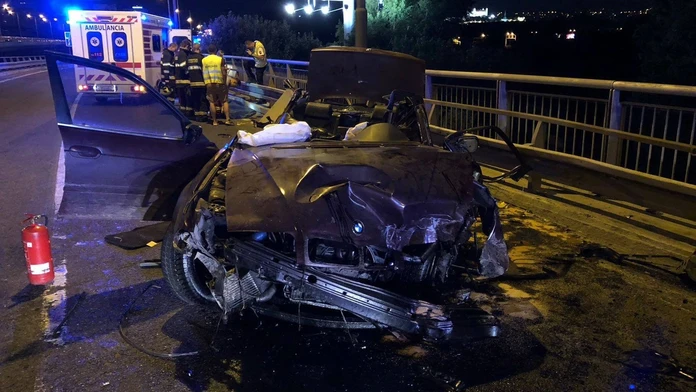Mladík (18) sa zabil na BMW v Bratislave