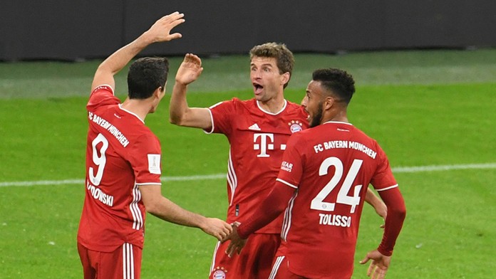 Matúš si nedáva servítku pred ústa