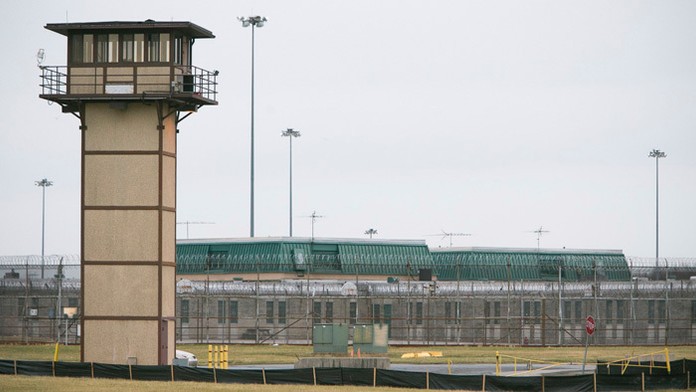 V Delaware sa vzbúrili väzni.