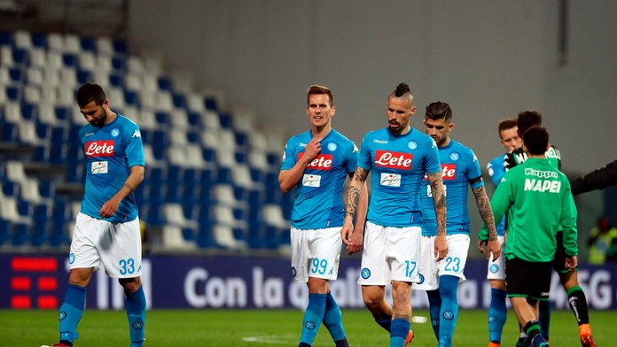 Sklamaný hráči Neapolčania po zápase so Sassuolom.