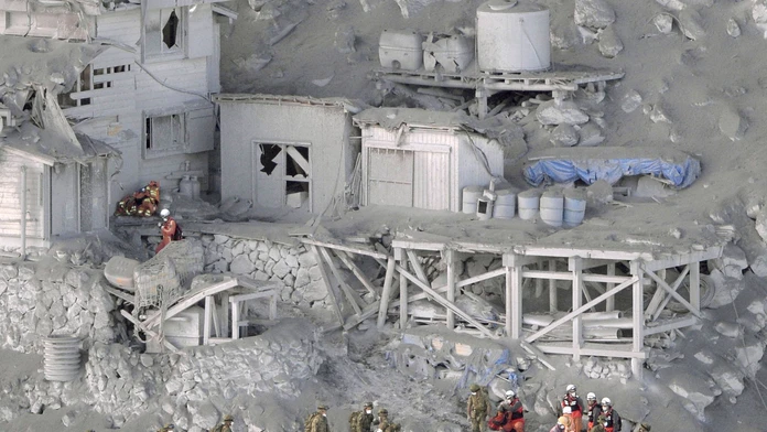 Japan_Volcano328733187208.jpg
