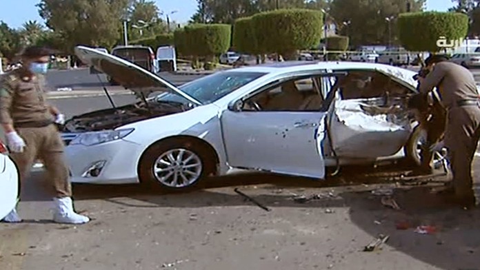 Samovražedný bombový atentátnik sa vyhodil do vzduchu neďaleko amerického konzulátu v Saudsekj Arábii.