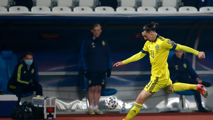 Zlatan Ibrahimovič v zápase Švédska s Kosovom.