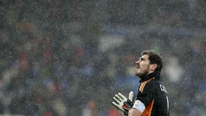 Iker Casillas na archívnej snímke počas pôsobenia v Reale Madrid.