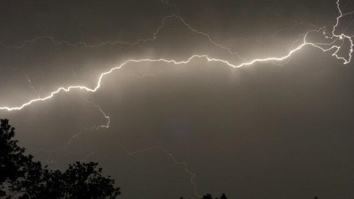 Blesky v Záběhlicích.