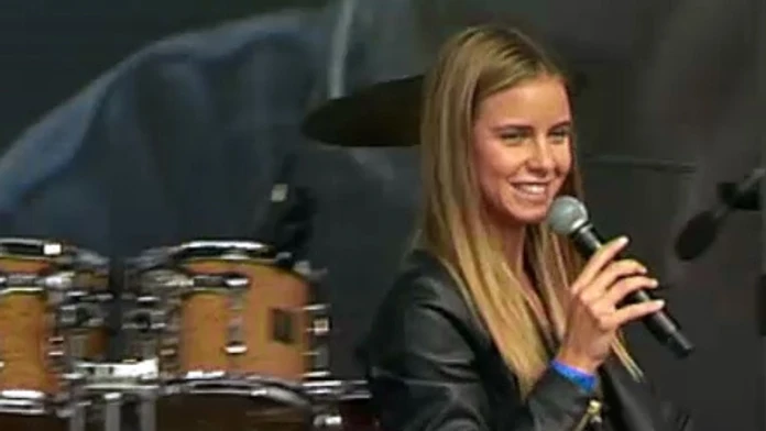 nela pociskova.jpg