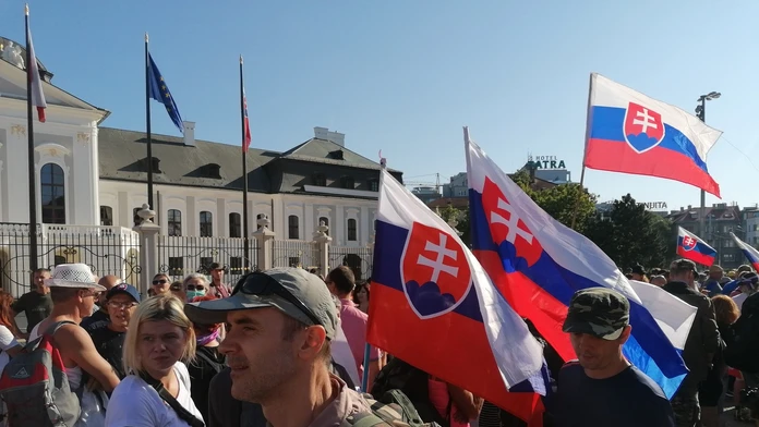 Protest pred Prezidentským palácom v Bratislave (štvrtok)