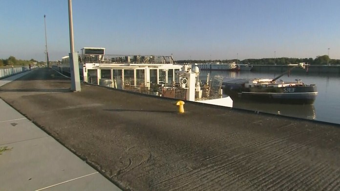 Odstavené lode v Gabčíkove