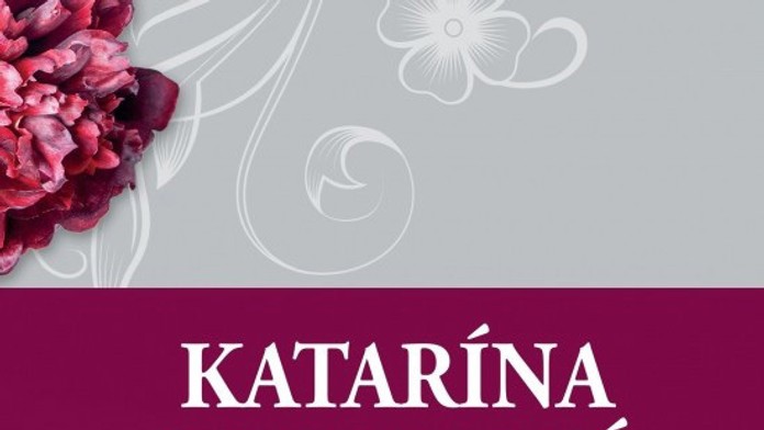 Socha dievčaťa pred reštaurovaním.