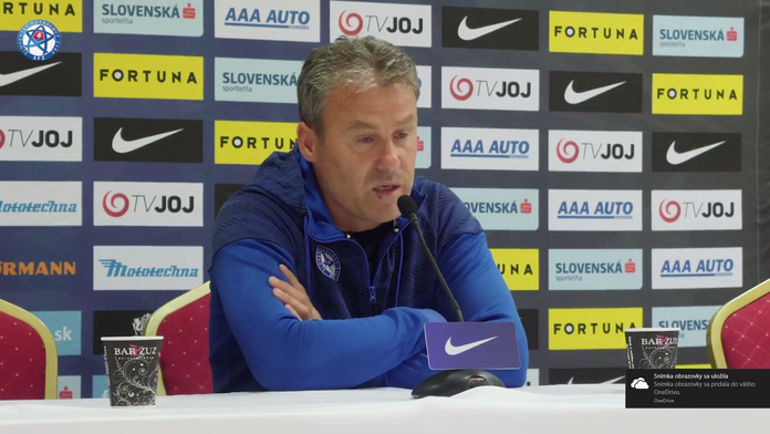 Hapal na tlačovke po vypadnutí.