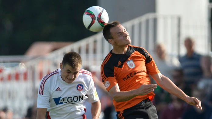 Trenčan Matúš Bero (vľavo) a Ružomberčan Andrej Lovás.