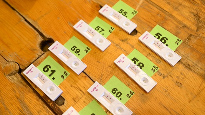 Nezaradení poslanci Richard Raši a Peter Pellegrini.