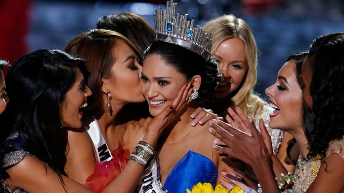 Miss Universe 2015 - 26-ročná herečka a modelka z Filipín Pia Wurtzbachová.