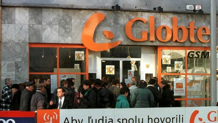 Predajňa mobilného operátora Globtel z roku 1997