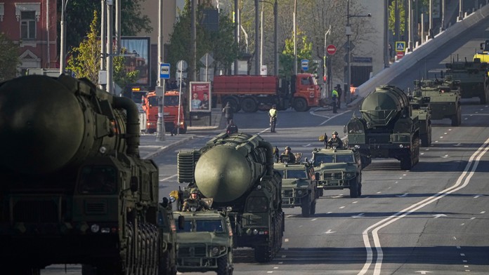 Rusko nasadilo novú balistickú raketu Jars, je schopná niesť jadrové hlavice