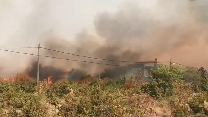 Ak sa chystáte do Chorvátsku, cestu k moru vám môžu skomplikovať požiare