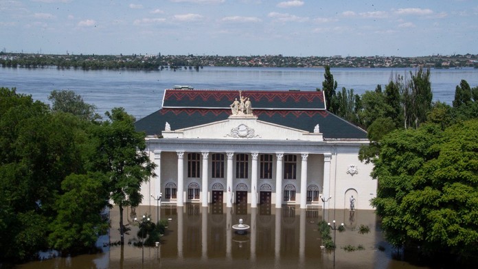 Ukrajinci zverejnili nahrávku, ktorá má dokazovať, že Kachovskú priehradu odpálili Rusi