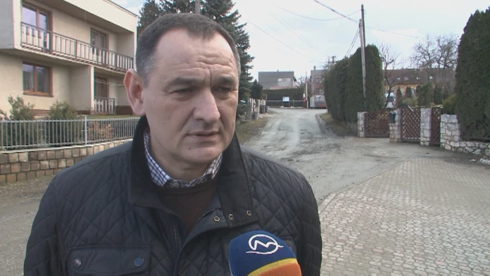 O svojom susedovi a jeho údajnom napojení na mafiu´Ndranghetu sa Chudík vraj dozvedel z médií. 