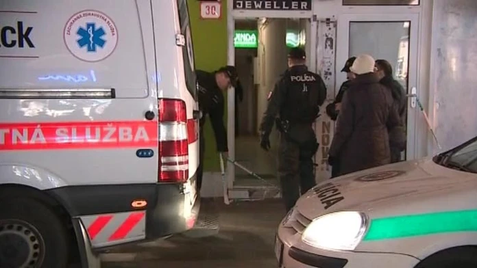 Strelba v zlatnictve na Obchodnej.jpg