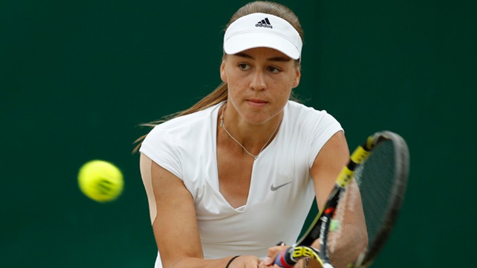 Kristína Schmiedlová vo finále juniorky vo Wimbledone.