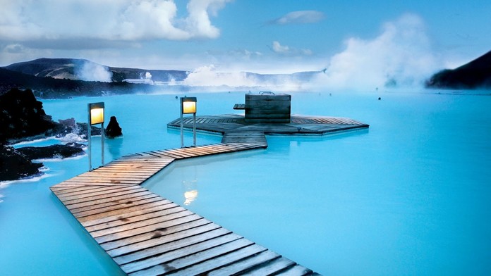 Blue-Lagoon-Reykjavik.jpg