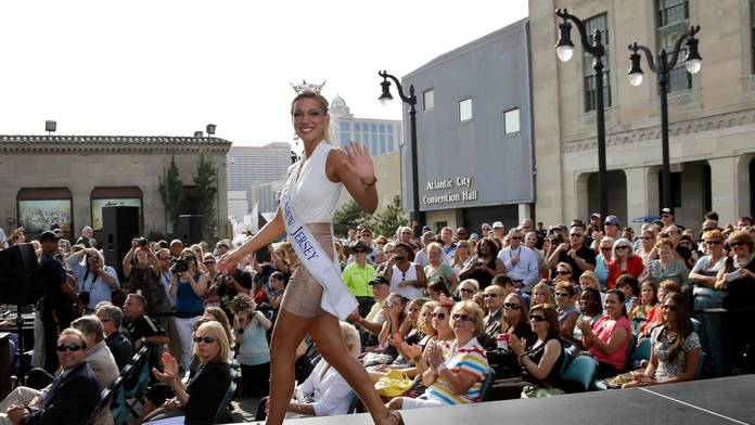 Cara McCollum, Miss New Jersey.