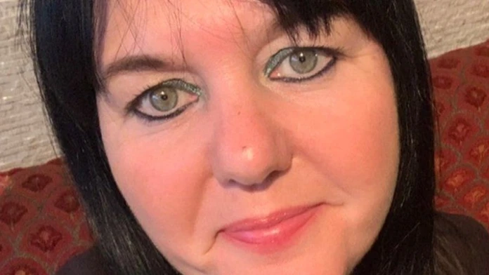 Lisa Walkerová.