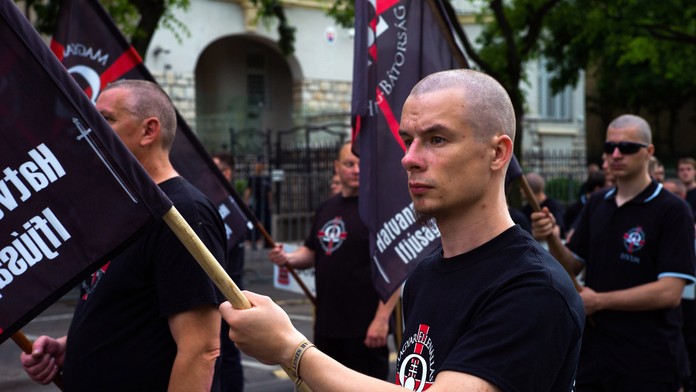 Protest pred slovenskou ambasádiu v Budapešti.