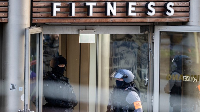Brutálny útok vo fitnescentre v Nemecku. Viacero ľudí utrpelo vážne zranenia
