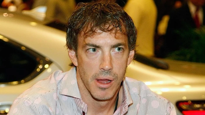 Joe Sakic.