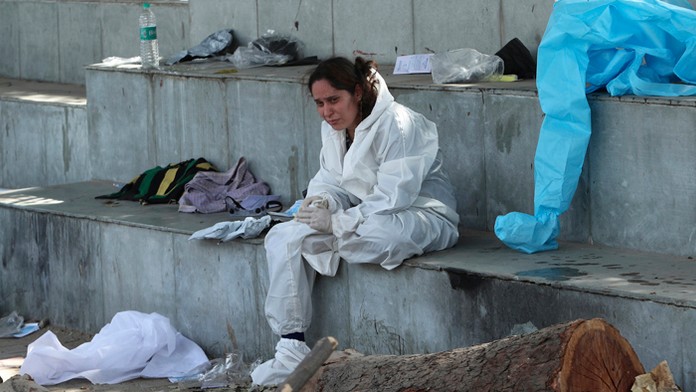 Príbuzná obete, ktorá podľahla ochoreniu COVID-19.