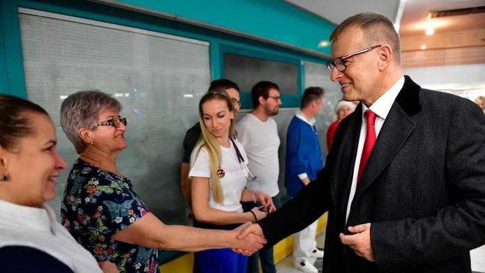 B. Kollár navštívil na Štedrý deň zdravotníkov a záchranárov v Bratislave. Priniesol im kapustnicu
