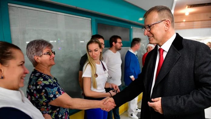 B. Kollár navštívil na Štedrý deň zdravotníkov a záchranárov v Bratislave. Priniesol im kapustnicu