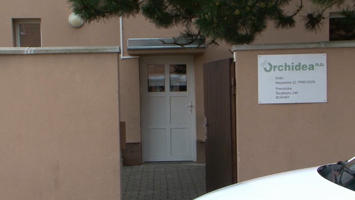 Ohavný čin v krízovom stredisku v Bošanoch. Mladík zneužil len 10-ročné dievčatko