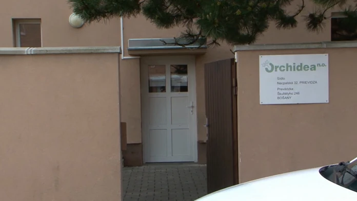 Ohavný čin v krízovom stredisku v Bošanoch. Mladík zneužil len 10-ročné dievčatko