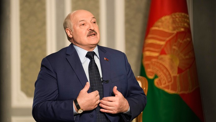 Lukašenko o manévroch pri hranici s Ukrajinou: Nikoho neohrozujeme, Západ môže pokojne spať